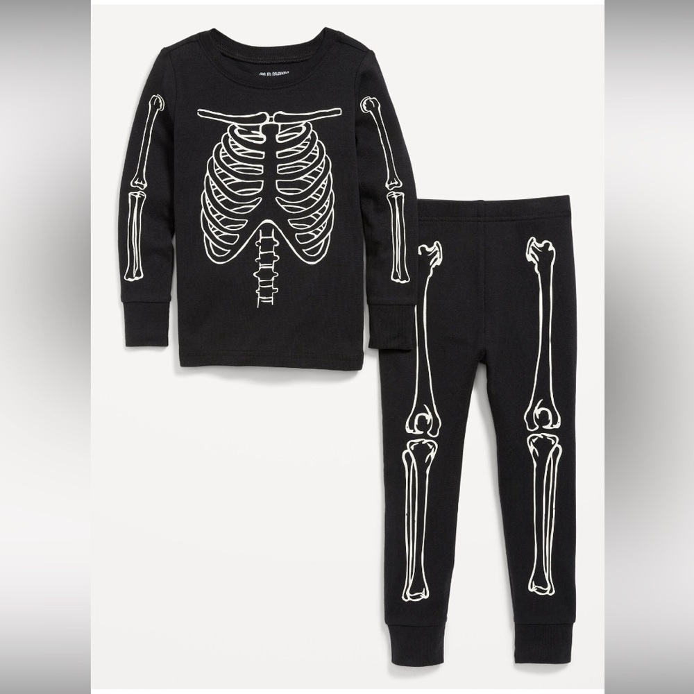 BNWT Old Navy skeleton pajamas